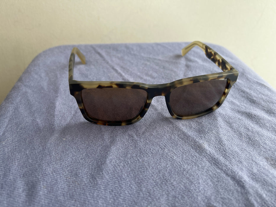 Maui Jim Brown Square lens Tortoise Polarized Sunglasses