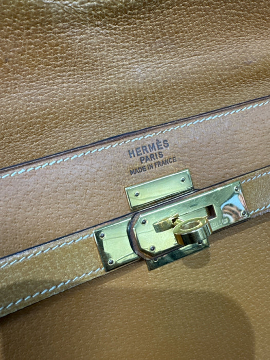 Hermes Tan Leather Gold hardware Top Handle Crossbody Strap Vintage Bag