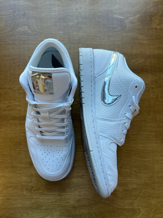 Nike Air Jordan Shoe Size 9.5 White & Silver Leather Mid Top Lace Up Sneakers