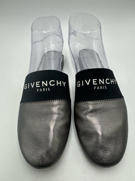 Givenchy Shoe Size 37.5 Silver & Black Leather round toe Slip On Logo Mules