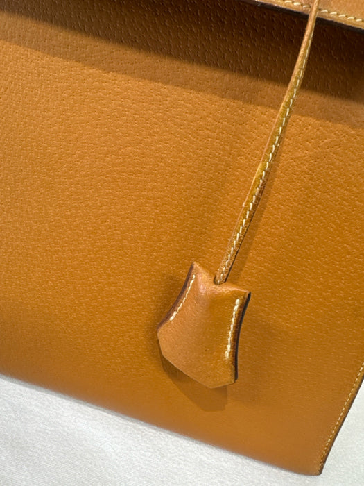 Hermes Tan Leather Gold hardware Top Handle Crossbody Strap Vintage Bag