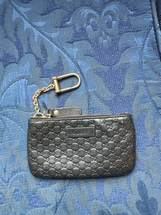 Gucci Black & Gold Leather Guccissima Zip Close Keychain Wallets