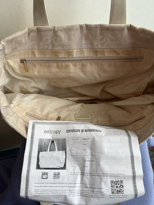 Chanel Cream Fabric Top Handle Inside Pocket Logo Brocade body Bag