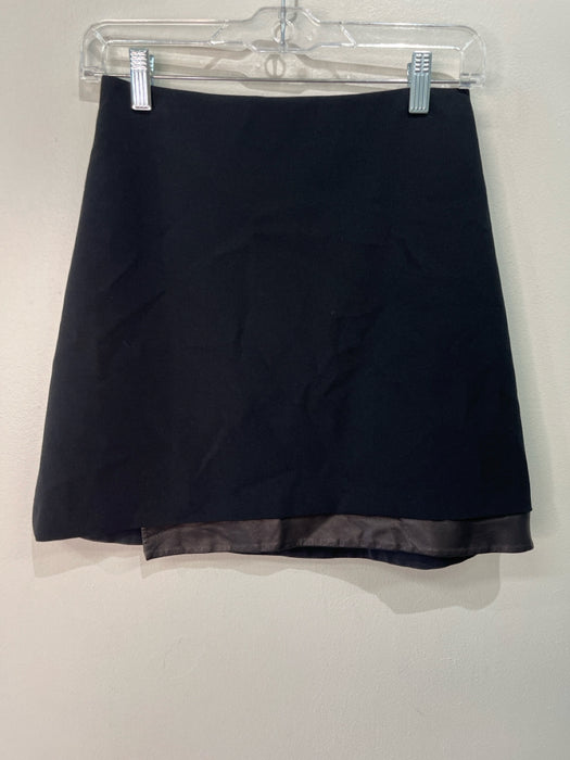 Alice + Olivia Size 2 Black Acetate Blend Mini High Rise Leather Detail Skirt