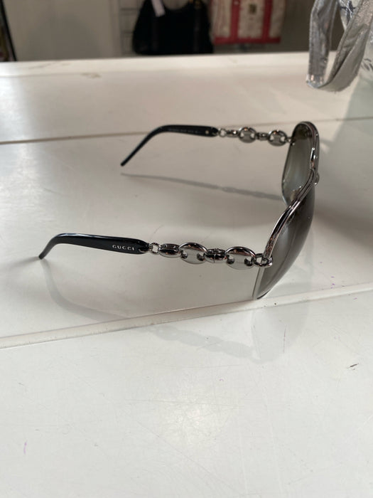 Gucci Black & Silver Plastic & Metal Aviator Chain Detail Oversize Sunglasses