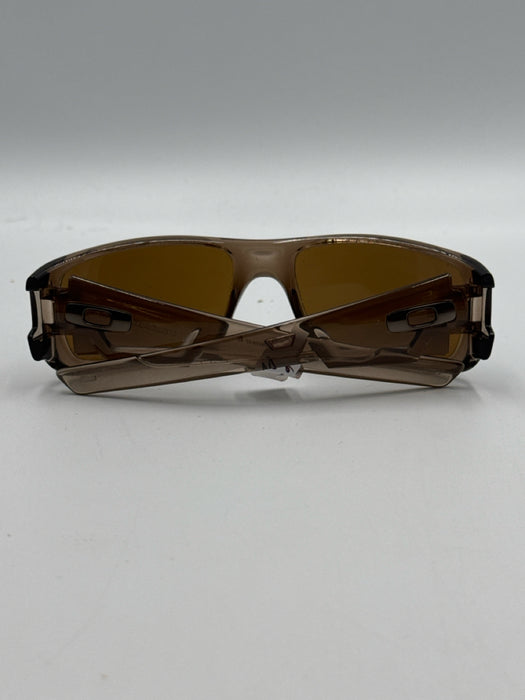 Oakley Brown Plastic injected Wrap Around Sunglasses