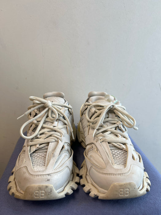 Balenciaga Shoe Size 8 White Manmade Material Lace Up Almond Toe Platform Shoes