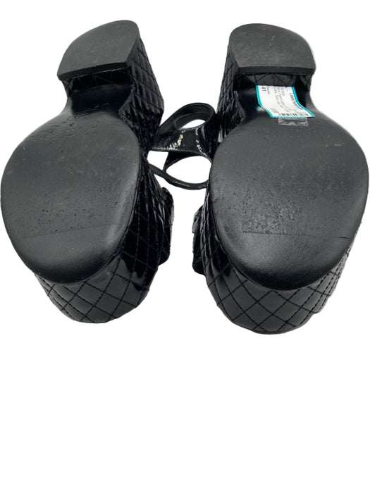 Chanel Shoe Size 41 Black Patent Leather Quilted Ankle Buckle Platform Sandals
