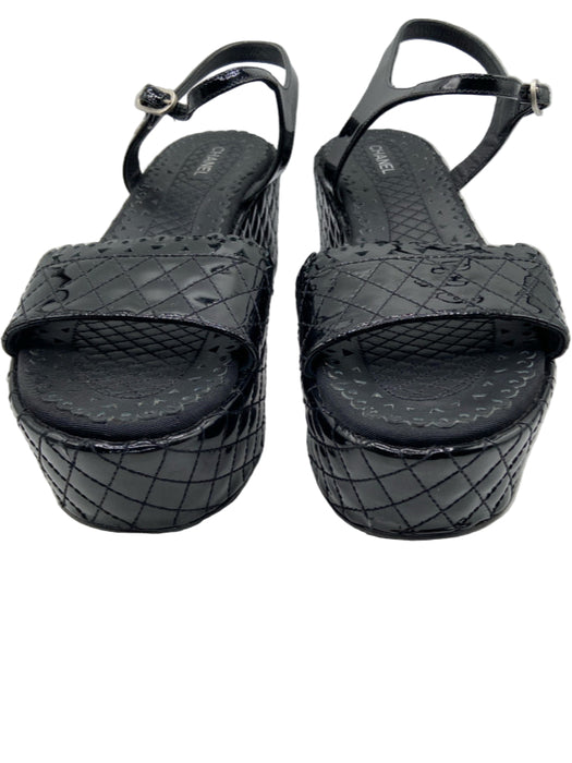 Chanel Shoe Size 41 Black Patent Leather Quilted Ankle Buckle Platform Sandals