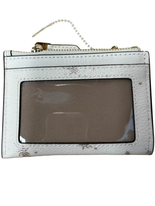 Coach White Leather Zip Close Star Design Gold Hardware Card Holder Wallets