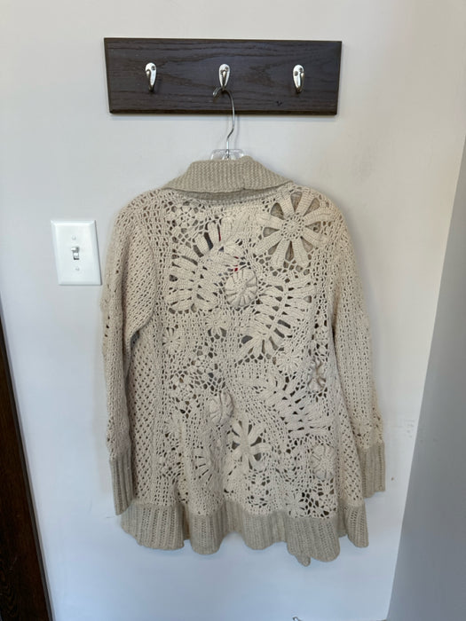 Angel of the North Size L Oatmeal Wool Blend Macrame Long Sleeve Sweater