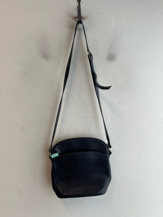 Longchamp Black Leather Silver Hardware Zip Close Pebbled Cross Body Bag