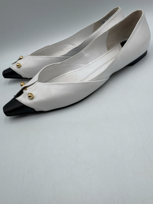 Chanel Shoe Size 39 Black & White Leather Upper Gold Tone Details Flat Pumps