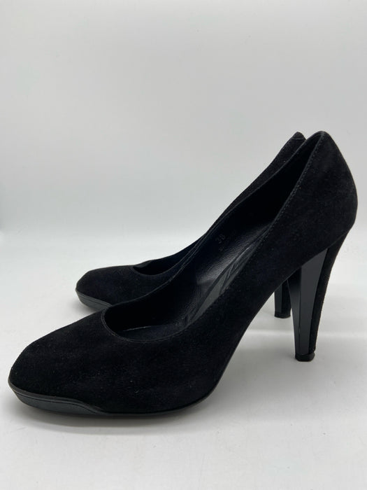 Tods Shoe Size 38 Black Suede Rubber Sole Almond Toe Pumps