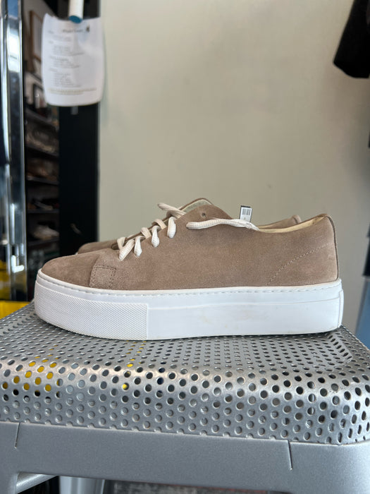 New Republic Shoe Size 7 Brown Suede Almond Toe Lace Up Platform Sneaker Shoes