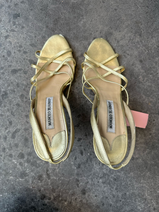 Manolo Blahnik Shoe Size 37.5 Gold Criss Cross Slingback Heels